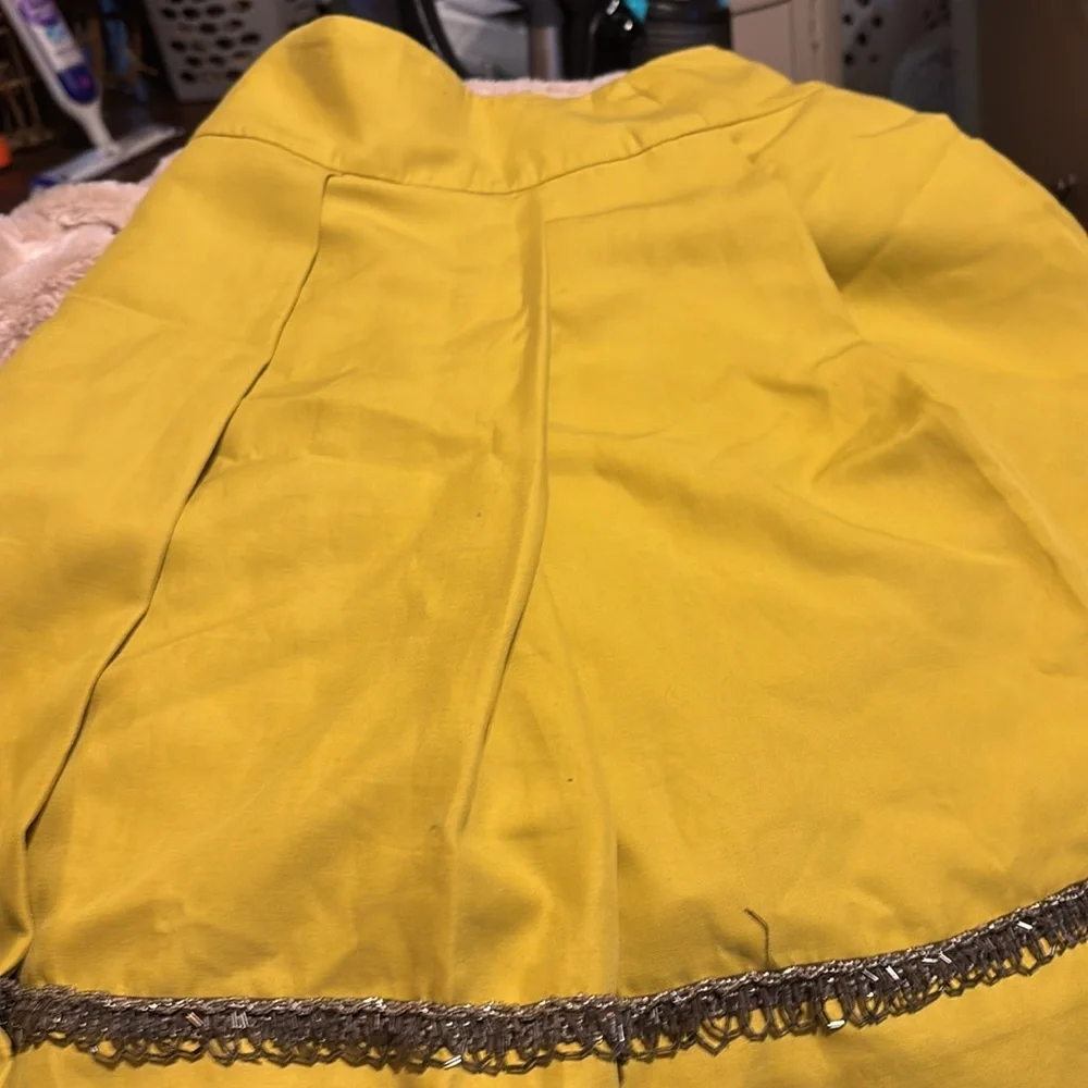 NWT size 4 Juleh skirt. Pleated, beaded bottom - Picture 3 of 7